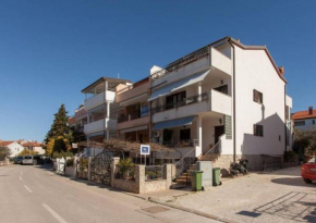Apartments Berto